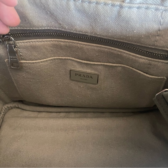 PRADA Canapa + COA - Picture 14 of 17